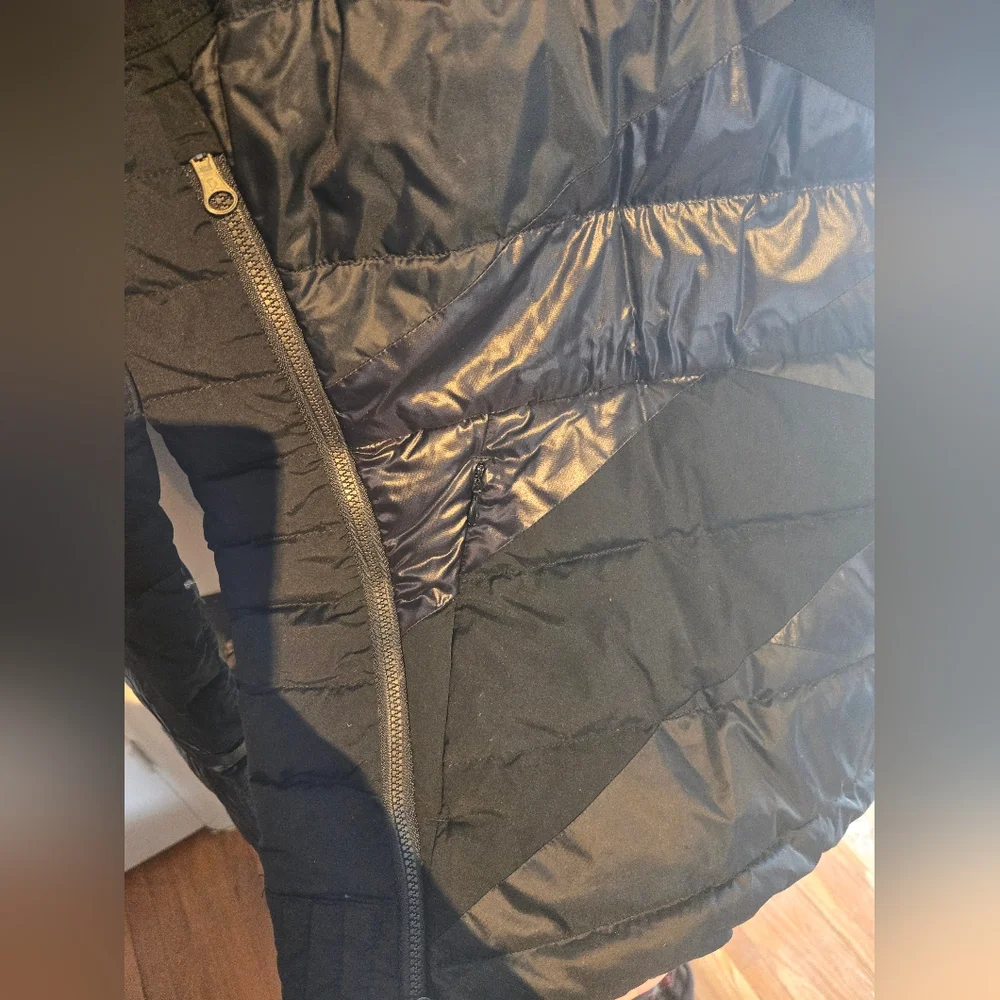 Lululemon Jacket - Picture 4 of 8